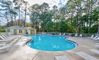 Coastal Escape Beatiful Ground Floor Prime Location Close to Beach - 4