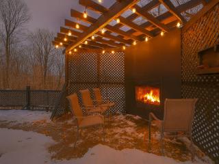 Pool, Spa, Firepit, Trails, View La Maison Jaune - 4