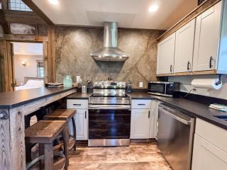 Bison Ridge Cabin #2 - 1