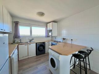 Ocean View Apartment - 7