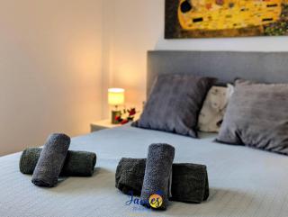 Tropical 3BR Oasis with Pool EB17 - 7