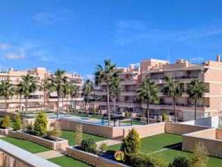 Tropical 3BR Oasis with Pool EB17 - 2