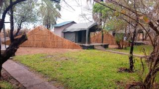 Royal South Luangwa Safaris Lodge - 9