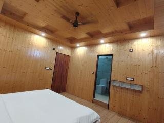 Golden Pine Suites Kasauli - 1
