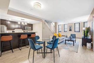 NEW 3BR Stylish Downtown Apartment - 8