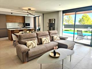 New villa with private pool in Polop Bay View - 6