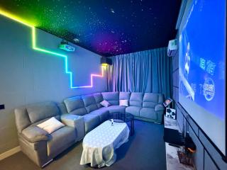 SkyLoft Pent House Soundproof KTV Room 5BR 5BTH 20Pax - 4