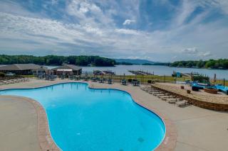 Getaway with Resort Perks at Smith Mountain Lake! - 8