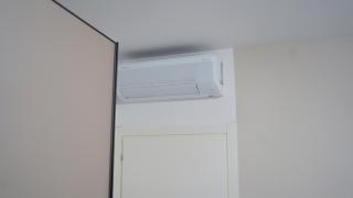 Luminoso Appartamento con Parcheggio Privato - 3