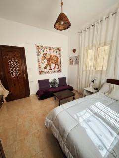 Spacious & Light Apartment in Assala - 6