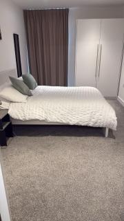 Beautiful 2 BD spacious Apt in Stratford City - 9