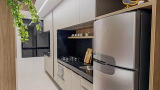 SMART STAY IZIDRO - Ap. 402 · Ap - 2Q super luxo a 50m do Mar - Todo climatizado - 1