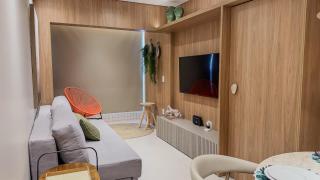 SMART STAY IZIDRO - Ap. 402 · Ap - 2Q super luxo a 50m do Mar - Todo climatizado - 8