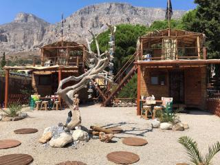 Black Pearl Beach luxury Holiday Cabin - 2