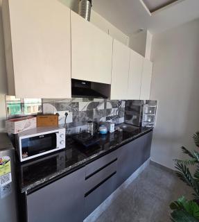 Ganga View Ultra-Luxurious 7 Star Studio - 8