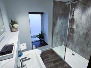Deluxe Coastal Villa - Isle of Eday - 1