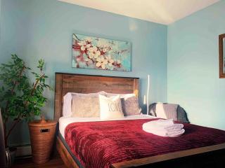 SALE!! Brick City Bungalow 20 mins from NYC!! - 6