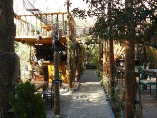 Endeavour Beach luxury Holiday Cabin - 2