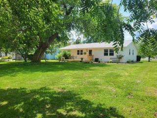 The Groveland Cottage - 3