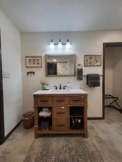 The Groveland Cottage - 2