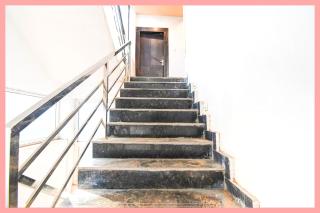 Hotel Velora Luxuary Near Railway Station - Ujjain - 4