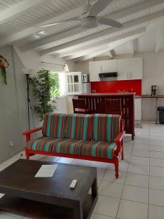 Appartement lumineux avec terrasse à Le Gosier, 70 m² - 1