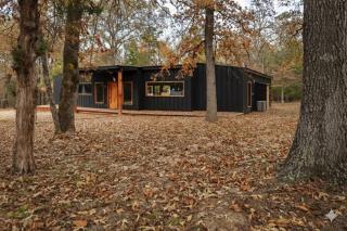 Backroad Rustic Retreat - Winona - 8