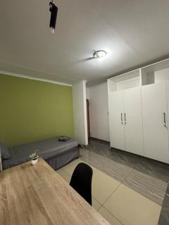 Spacious 7 bedroom house with pool and jacuzzi - 8