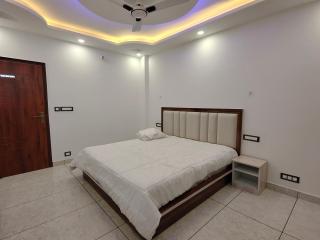 High Mountain Peak Hotel Kasauli - Only For Groups - 1