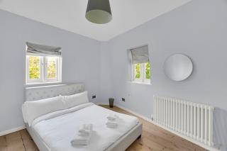 2 Bedroom near Kings Cross l St Pancras Sleeps 4 - 5