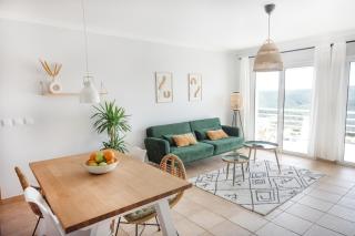 Arrifana Hideaway - Beautiful Seaview Apartment - 9