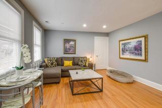 Easy Metro Access WFH-Friendly Apt 7 Mi to DC! - 7