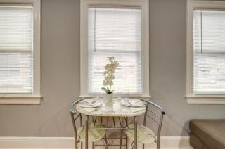 Easy Metro Access WFH-Friendly Apt 7 Mi to DC! - 5