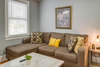 Easy Metro Access WFH-Friendly Apt 7 Mi to DC! - 3