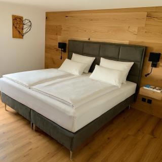 Suite4you Erlen,Moderne Suite Bodenseenah, privater Indoorpool ganzjährig beheizt, Sauna, Parkplatz & WLAN - Erlen - 8