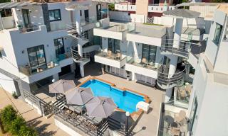 Pnoe Beachside Living - 4