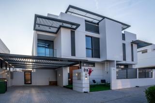 Luxury Sea View Villa in Ajmal Makan with Private Pool and BBQ - 0