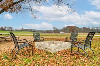 Wine, Dine and Unwind Hermann Home with Spacious Yard - 8