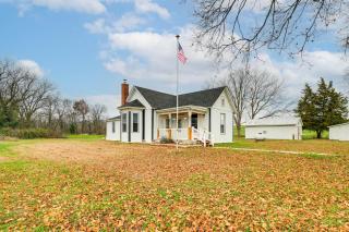 Wine, Dine and Unwind Hermann Home with Spacious Yard - 6