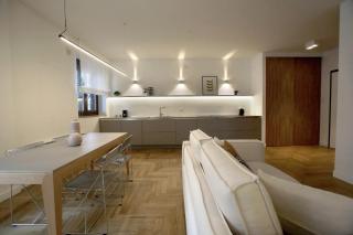 Garibaldi living - 8