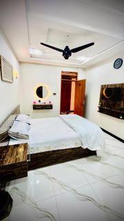Nizam luxury inn guest house - 4