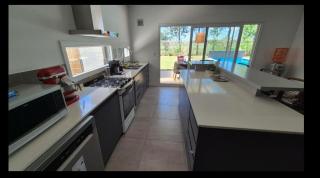 Modern & Functional - 3