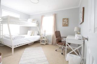 Peaceful Family Retreat in Bristol - 0