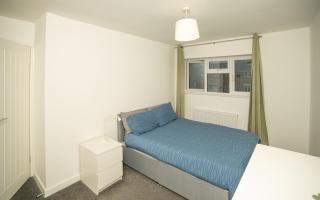 Modern 3 Bedroom Home Ideal for Families and Business Stays - 6