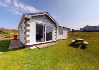 B51 Blue Bay, Riviere Towans - 0