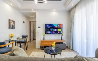 New 1BR - Kilimani - with pool and balcony - 1