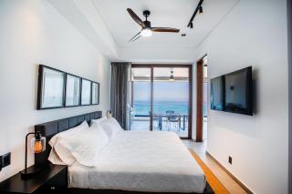 6th-Floor Amapas Retreat – Pool & Sunset Views - 8