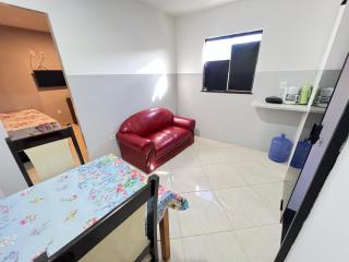 Kitnet a 1 Km da Orla - 0