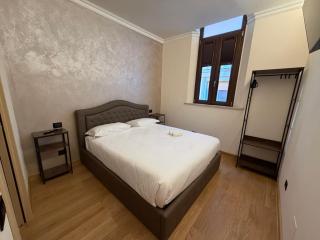 Le Stanze Del Duca - 2