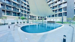 Modern 3BR Townhouse plus Maids The Gate, Masdar City - 5